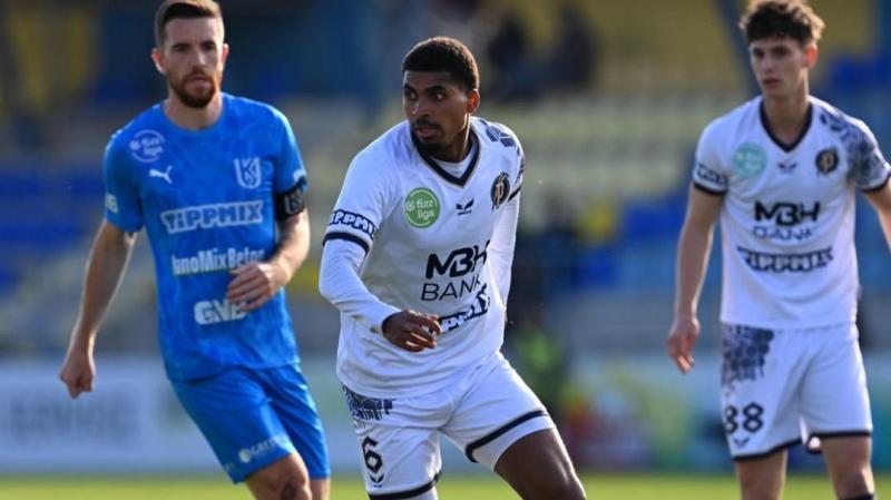 Golla fantasztikus találattal örvendeztette meg a közönséget, miközben a Puskás Akadémia a mérkőzés végén diadalmaskodott a Kazincbarcika felett.