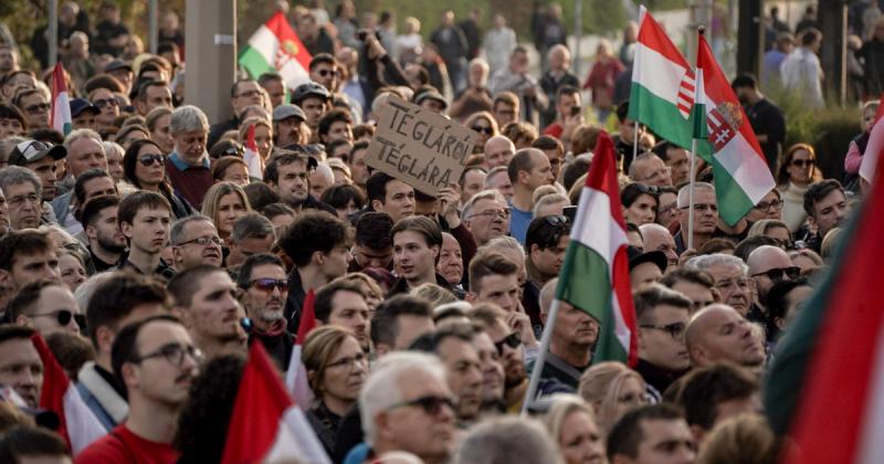 Magyar Péter jelöltválogatása: érkeznek a kudarcra ítéltek, a naiv ábrándozók és azok, akik mindent egyetlen kártyára tesznek fel, ahogyan ő is tette.