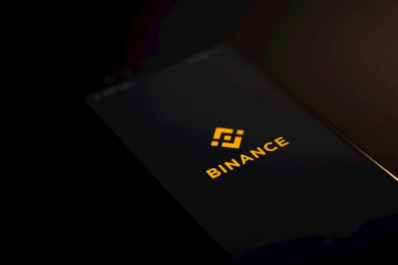 Trump stabilcoinja hatalmas lehetőség előtt áll: 2 milliárd dolláros üzlet a Binance-szel Abu Dhabiban.