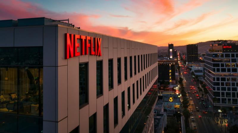 A Netflix nem megfelelő korhatárt állapított meg egy vígjátékhoz.