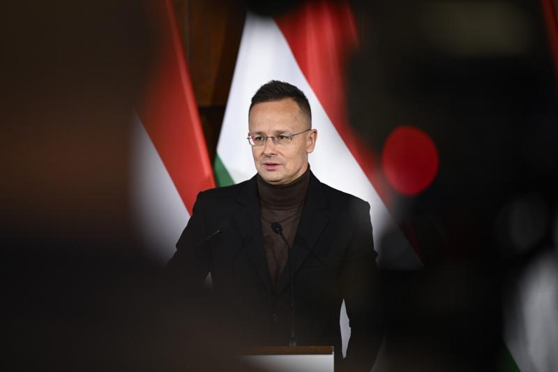 Szijjártó Péter bejelentette, hogy Magyarország lehetőséget kapott részt venni az amerikai Voyager Technologies által tervezett űrállomás építési projektjében. Ez a lépés jelentős mérföldkő lehet a hazai űripar számára, és új lehetőségeket nyithat meg a n